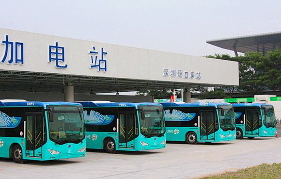 深圳预计3年内将公交换成纯电动大巴.jpg 深圳预计3年内将公交换成纯电动大巴.jpg